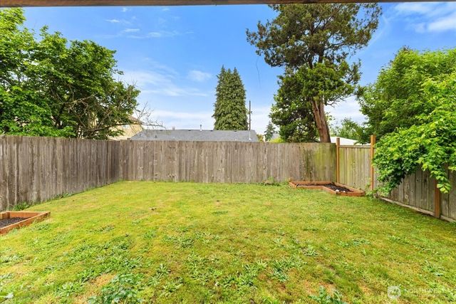 12418 2nd Place SW, Burien, WA 98146