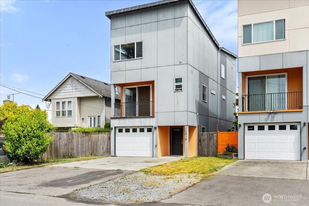12418 2nd Place SW, Burien, WA 98146