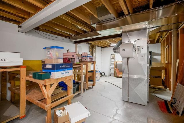 841 E Lanesfield Street, Gardner, KS 66030