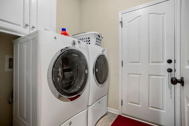 841 E Lanesfield Street, Gardner, KS 66030