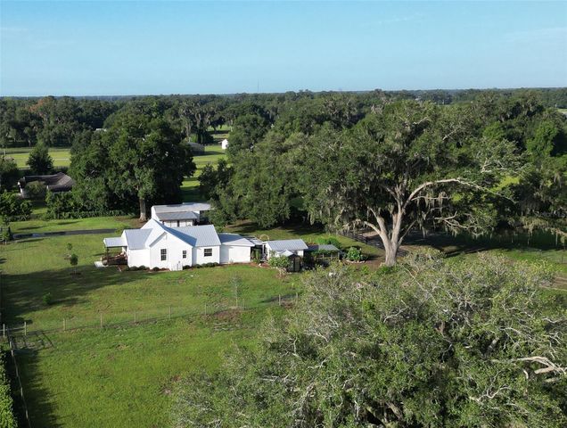 2242 CR 543, Sumterville, FL 33585