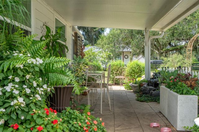 2242 CR 543, Sumterville, FL 33585
