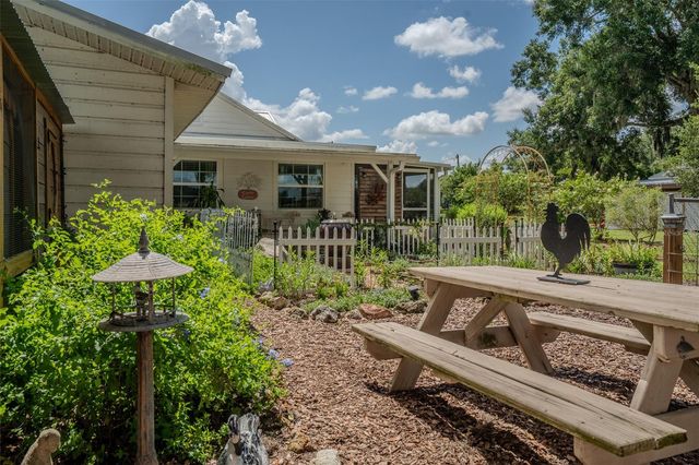 2242 CR 543, Sumterville, FL 33585