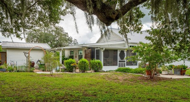 2242 CR 543, Sumterville, FL 33585