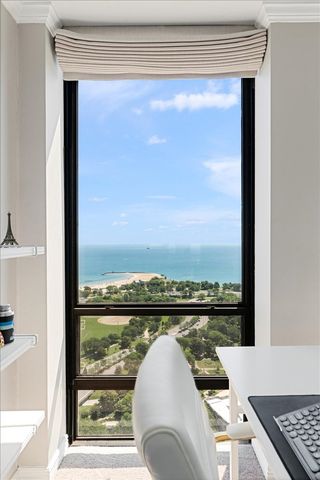 1660 N La Salle Street 4003-05, Chicago, IL 60614