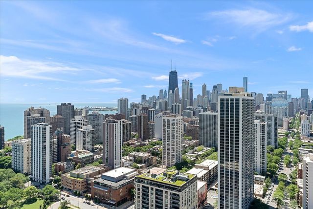 1660 N La Salle Street 4003-05, Chicago, IL 60614