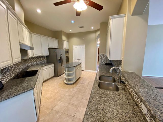 1314 Big Pines, Tomball, TX 77375