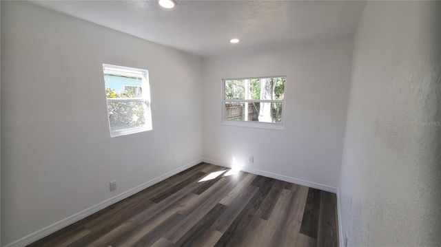 1725 FREEMAN STREET S, St Petersburg, FL 33701