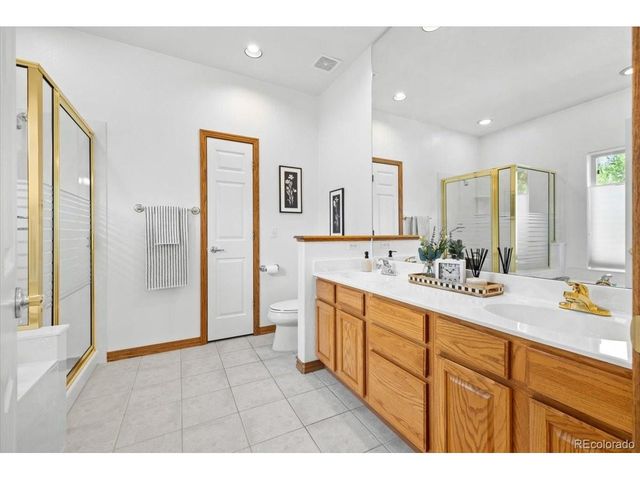 1075 Yank St, Golden, CO 80401