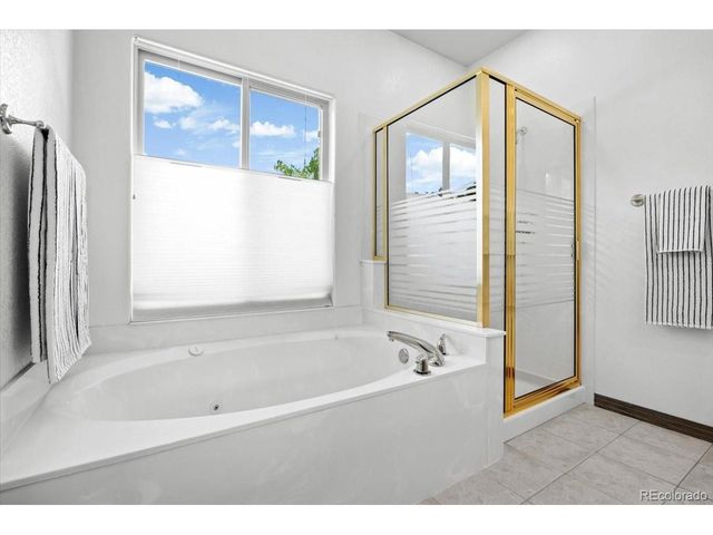 1075 Yank St, Golden, CO 80401