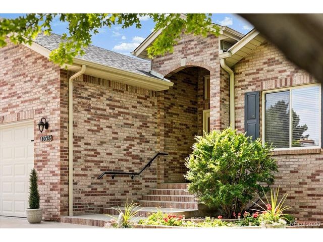 1075 Yank St, Golden, CO 80401