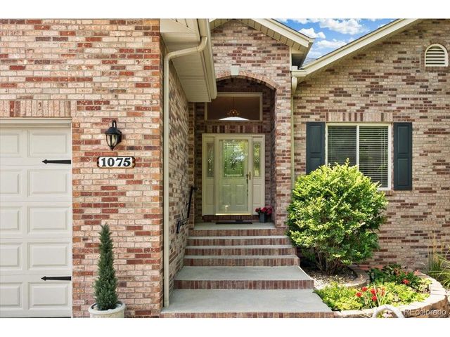 1075 Yank St, Golden, CO 80401