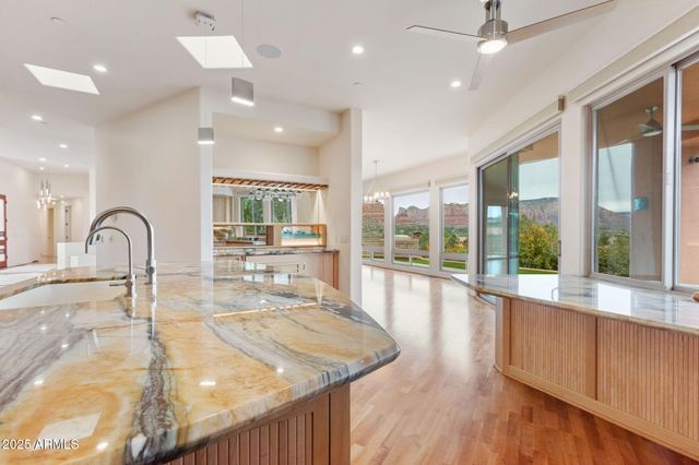 40 EASTERN Vista S, Sedona, AZ 86351