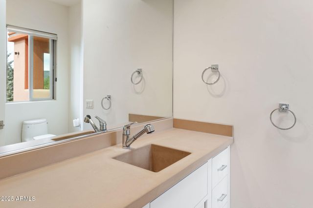 40 EASTERN Vista S, Sedona, AZ 86351