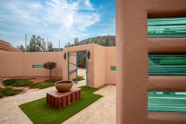 40 EASTERN Vista S, Sedona, AZ 86351