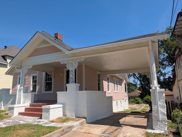 2013 Vine Street, Chattanooga, TN 37404