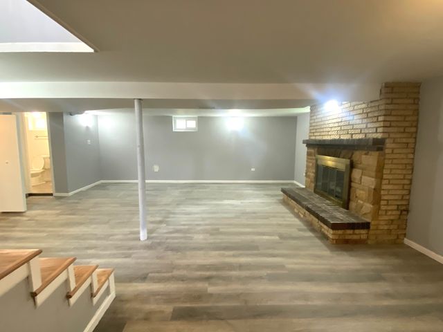 426 E Berteau Avenue, Elmhurst, IL 60126