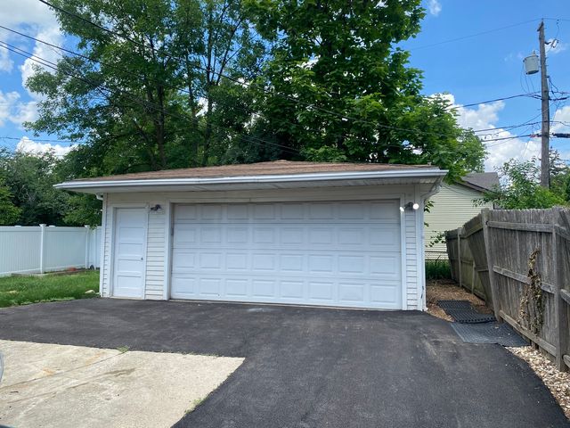 426 E Berteau Avenue, Elmhurst, IL 60126