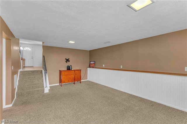 6048 Rosebelle Avenue, North Ridgeville, OH 44039