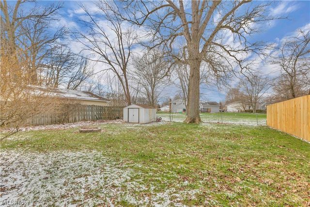 6048 Rosebelle Avenue, North Ridgeville, OH 44039