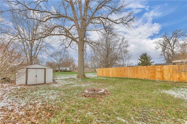 6048 Rosebelle Avenue, North Ridgeville, OH 44039