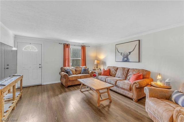 6048 Rosebelle Avenue, North Ridgeville, OH 44039