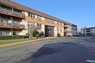 1111 River Road B2, Edgewater, NJ 07020