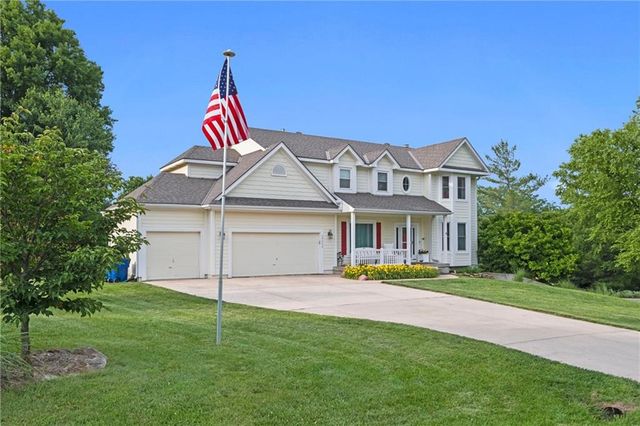 30602 W 84th Circle, De Soto, KS 66018