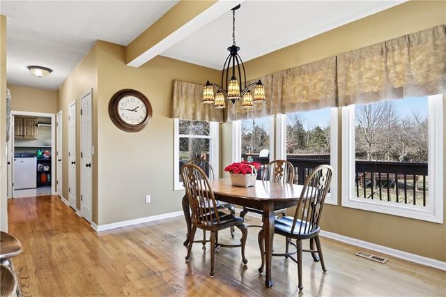 30602 W 84th Circle, De Soto, KS 66018