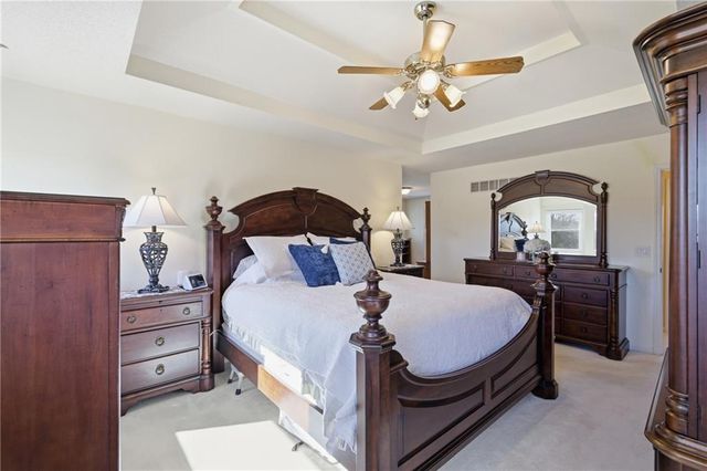 30602 W 84th Circle, De Soto, KS 66018