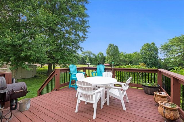 30602 W 84th Circle, De Soto, KS 66018