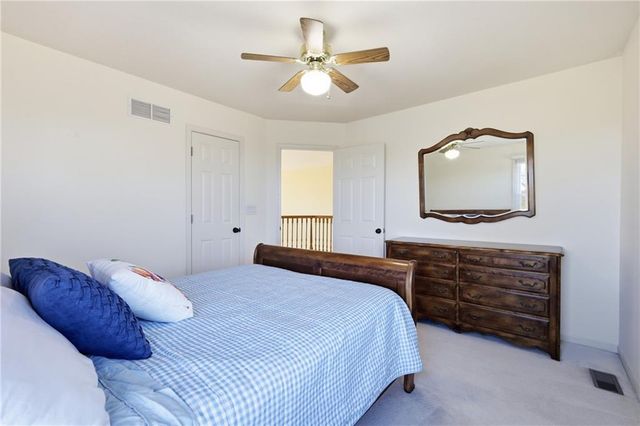 30602 W 84th Circle, De Soto, KS 66018