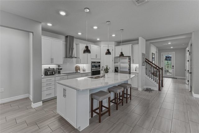 7430 POOL COMPASS LOOP, Wesley Chapel, FL 33545