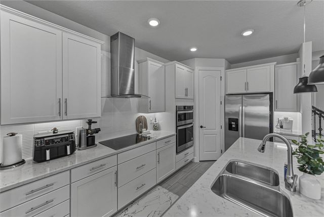 7430 POOL COMPASS LOOP, Wesley Chapel, FL 33545