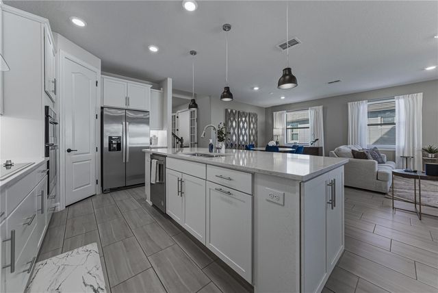 7430 POOL COMPASS LOOP, Wesley Chapel, FL 33545