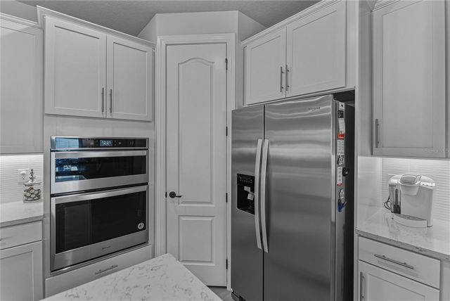 7430 POOL COMPASS LOOP, Wesley Chapel, FL 33545