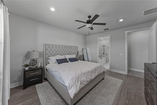 7430 POOL COMPASS LOOP, Wesley Chapel, FL 33545