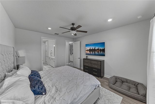 7430 POOL COMPASS LOOP, Wesley Chapel, FL 33545