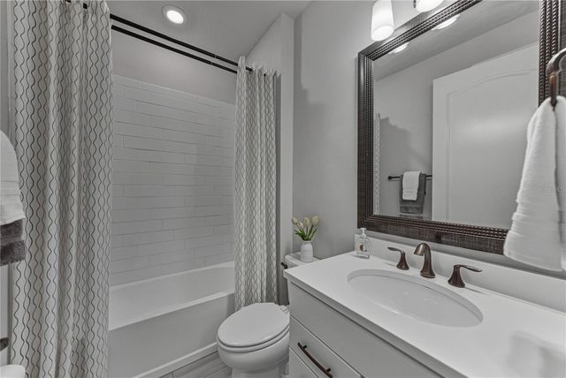 7430 POOL COMPASS LOOP, Wesley Chapel, FL 33545