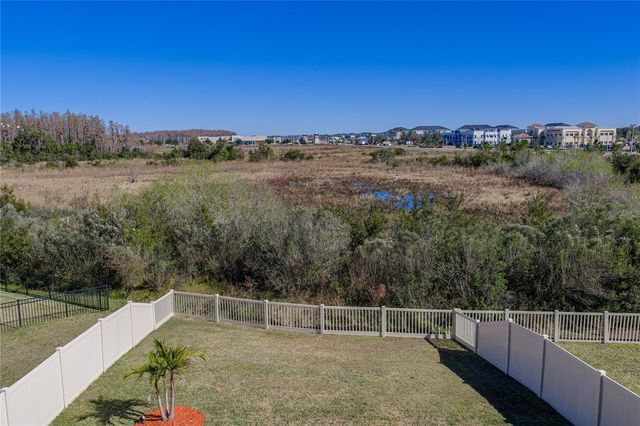 7430 POOL COMPASS LOOP, Wesley Chapel, FL 33545