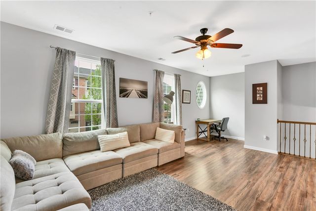 1503 Pointe View Dr, Adams Twp, PA 16046