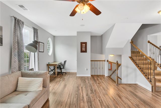1503 Pointe View Dr, Adams Twp, PA 16046
