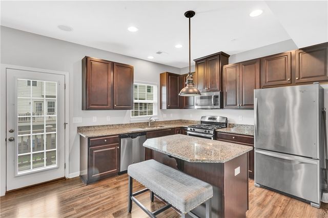 1503 Pointe View Dr, Adams Twp, PA 16046
