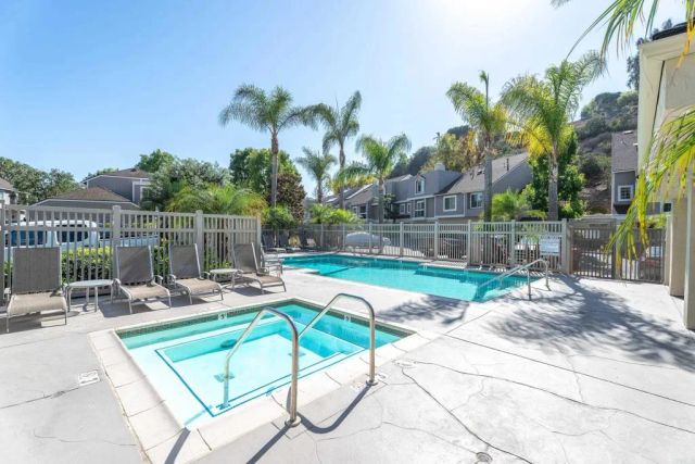 3767 Balboa Ter C, San Diego, CA 92117