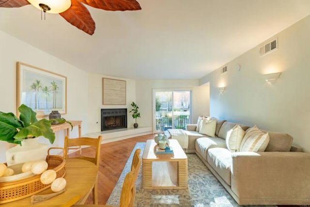 3767 Balboa Ter C, San Diego, CA 92117