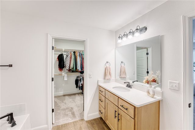 2370 Cameo Lane, Bentonville, AR 72712