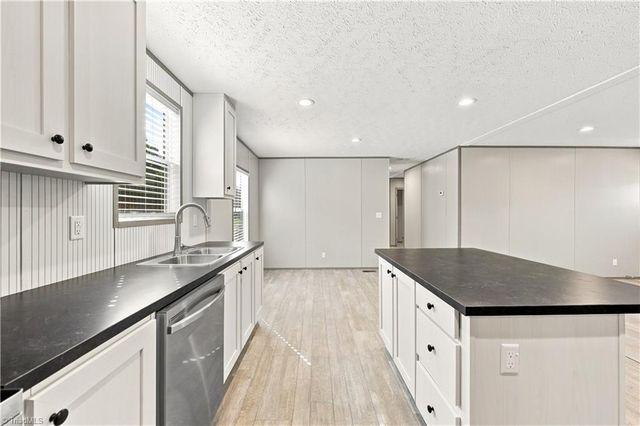 3929 Piney Mountain Road, Walnut Cove, NC 27052