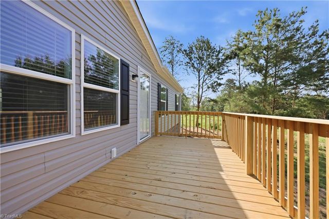 3929 Piney Mountain Road, Walnut Cove, NC 27052