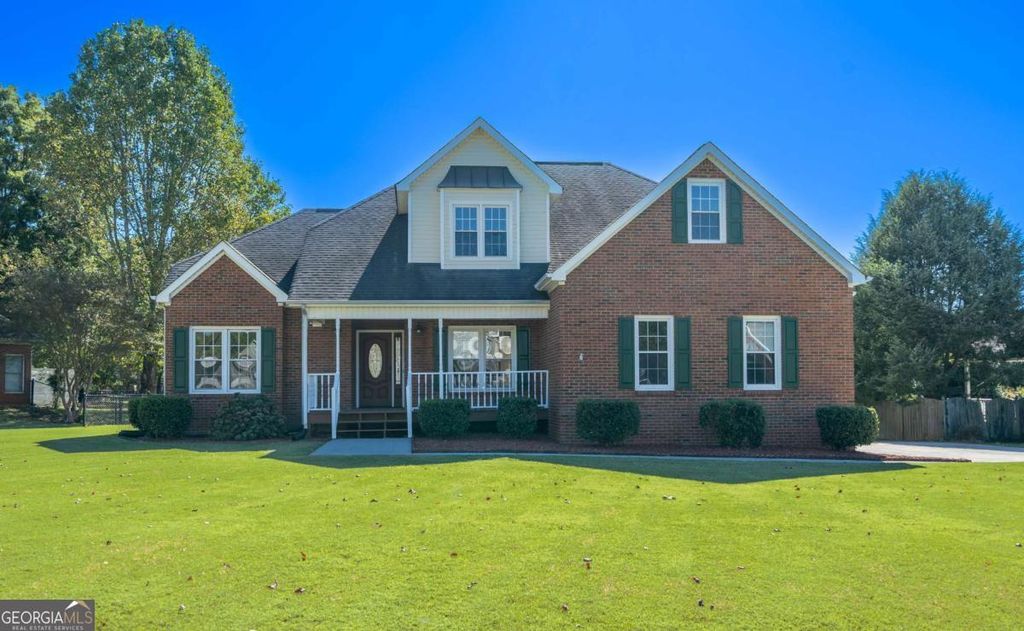 22 Churchill NE, Cartersville, GA 30121
