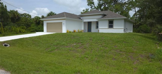 5005 Eifel LN, Labelle, FL 33935